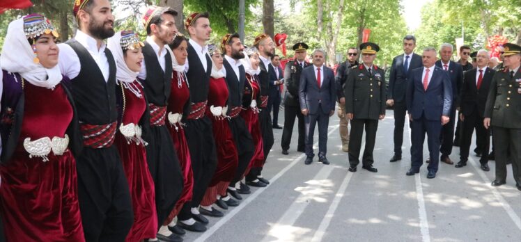 Gaziantep ve çevre illerde 19 Mayıs Atatürk'ü Anma, Gençlik ve Spor Bayramı kutlanıyor