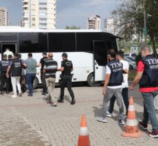 Mersin'de terör örgütü DEAŞ operasyonunda yakalanan 6 zanlı tutuklandı