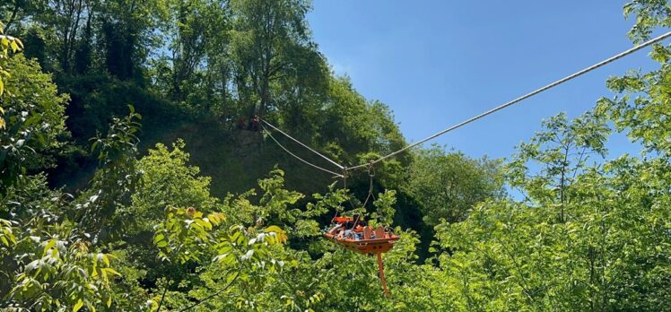 Ordu'da itfaiye ve jandarma ekibi olası afetlere karşı tatbikat gerçekleştirdi