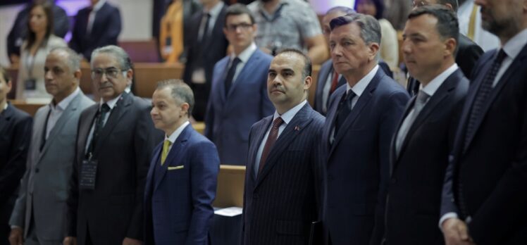 Sanayi ve Teknoloji Bakanı Kacır, Saraybosna İş Forumu'na katıldı: