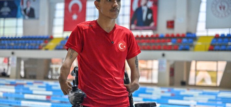 Sporla hayata yeniden tutunan engelli yüzücü, Paralimpik Oyunları’nda altın madalyayı hedefliyor