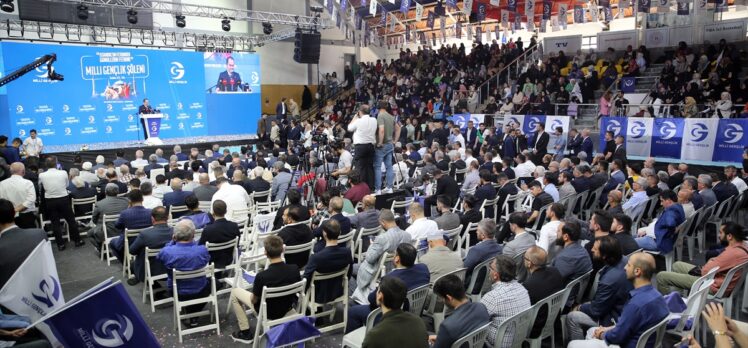 Yeniden Refah Partisi Genel Başkanı Erbakan, Sakarya'da “İstanbul'un Fethi” programında konuştu: