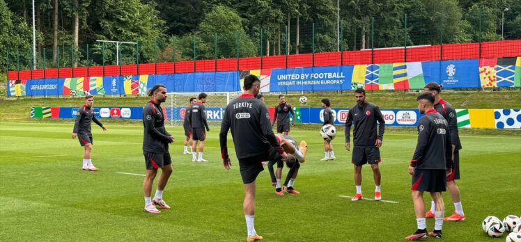 A Milli Futbol Takımı'nda Gürcistan maçı hazırlıkları sürdü