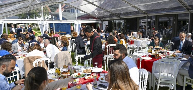 Almanya'da  Türk kahvaltısı tanıtıldı