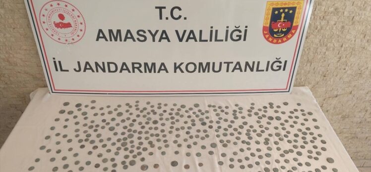 Amasya'da Pontus Krallığı dönemine ait 582 sikke ele geçirildi