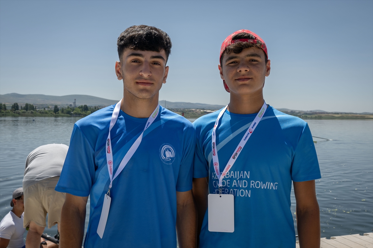 Azerbaycan Genç Milli Kürek Takımı, Ankara'daki kupaya “renk” kattı