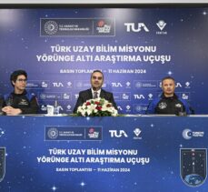 Bakan Kacır ile astronotlar Atasever ve Gezeravcı, basın mensuplarının sorularını cevapladı