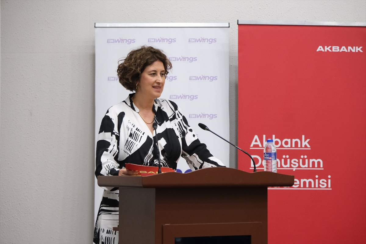 Bursa'da kadınlara yönelik “İhracatta Sınırları Aş” eğitim programının üçüncüsü yapıldı