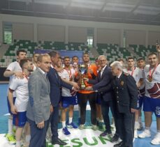 Genç Erkekler Türkiye Hentbol Şampiyonası'nı Trabzon Büyükşehir Belediyespor kazandı