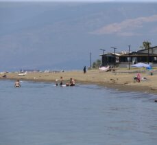 Doğu Akdeniz'deki bunaltıcı sıcaklar vatandaşlara zor anlar yaşatıyor