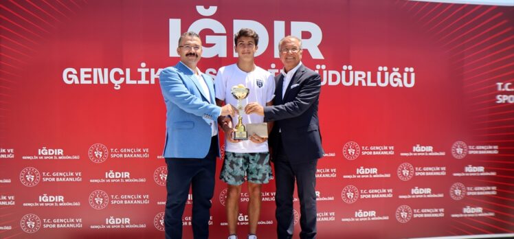 Iğdır'da yapılan Alagöz Holding 4. Kayısı Cup Tenis Turnuvası tamamlandı
