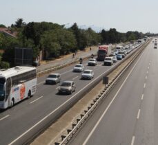 İstanbul-Tekirdağ kara yolunda bayram tatili dönüş yoğunluğu sürüyor