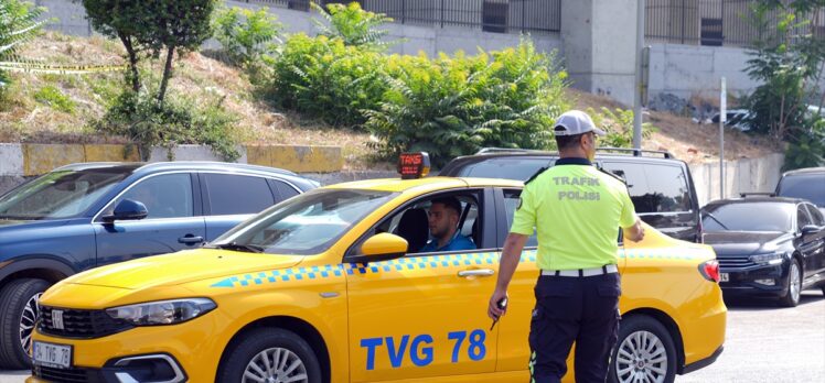 İstanbul Valisi Gül, Kurban Bayramı öncesi otogarda alınan tedbirleri inceledi: