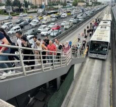 İstanbul'da haftanın dördüncü iş günü trafik yoğunluğu