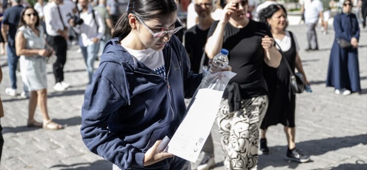 İstanbul'da YKS'nin ilk oturumu Temel Yeterlilik Testi başladı