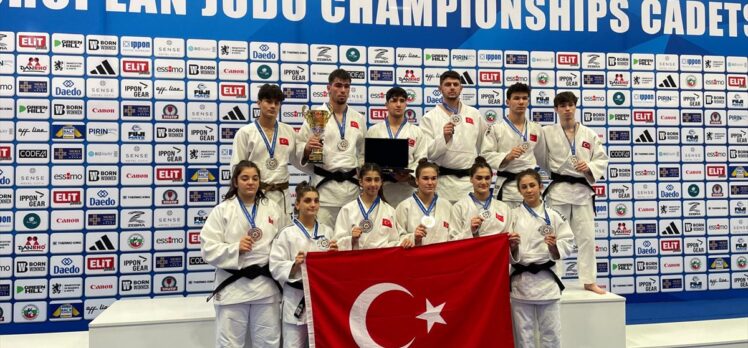 Judo Ümit Milli Takımı, Bulgaristan'da Avrupa ikincisi oldu