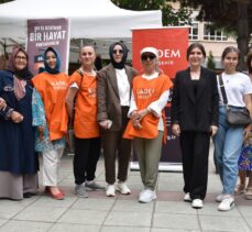 KADEM Gazzeli kadın ve çocuklara yardım için Eskişehir'de “Hayır Çarşısı” açtı