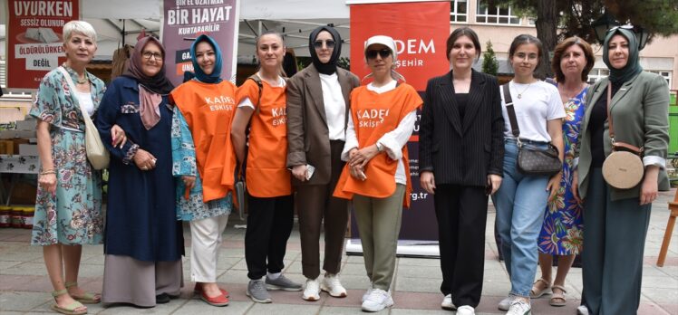 KADEM Gazzeli kadın ve çocuklara yardım için Eskişehir'de “Hayır Çarşısı” açtı