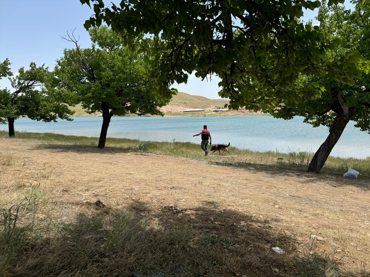 Kahramanmaraş'ta kayıp olarak aranan gencin cesedi gölette bulundu