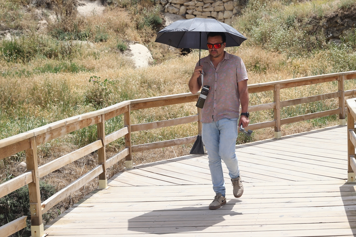 Kapadokya'da sıcak hava etkili oldu
