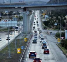 “Kilit kavşak” Kırıkkale'de bayram tatilinden dönüş yoğunluğu başladı