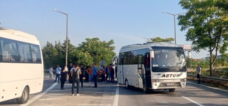 Kırklareli'nde zincirleme trafik kazasında 19 kişi yaralandı