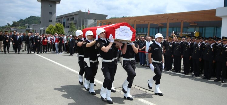 Kocaeli'de trafik kazasında yaralanan polis şehit oldu