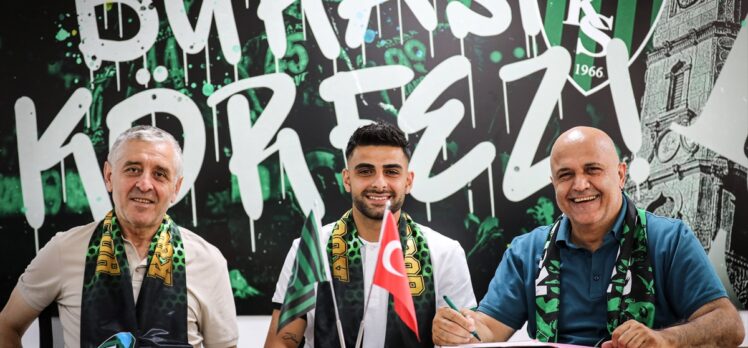 Kocaelispor, savunma oyuncusu Yunus Emre Gedik'i kadrosuna kattı