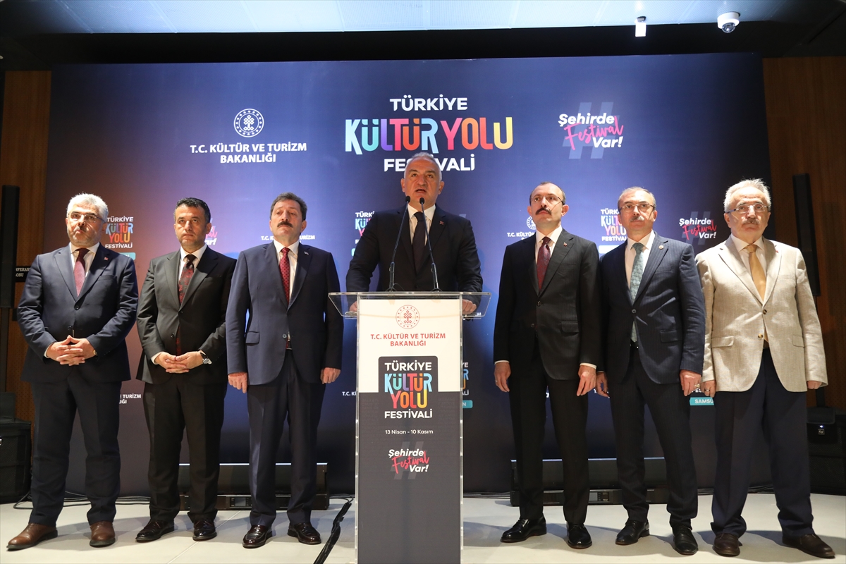 Kültür ve Turizm Bakanı Ersoy, Samsun Kültür Yolu Festivali'nin açılışına katıldı:
