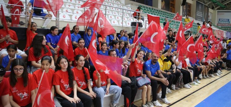 Mardin'de GSB Spor Okulları ile Engelsiz Spor Okulları'nın açılışı yapıldı