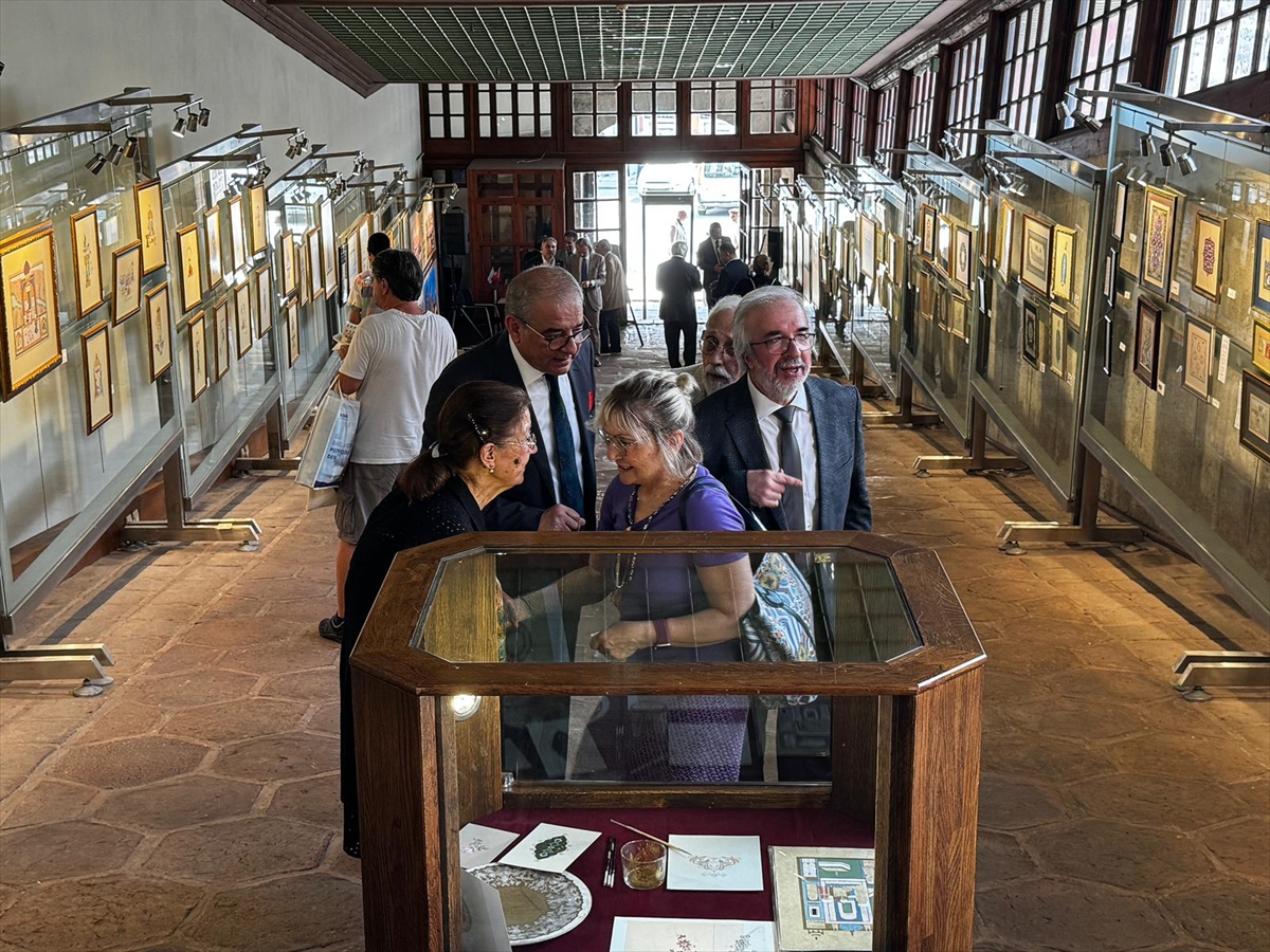 “Maziden Atiye Geleneksel Esintiler” sergisi Hünkar Kasrı'nda açıldı