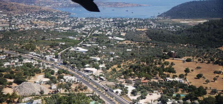 Muğla'da jandarmadan helikopter destekli trafik denetimi