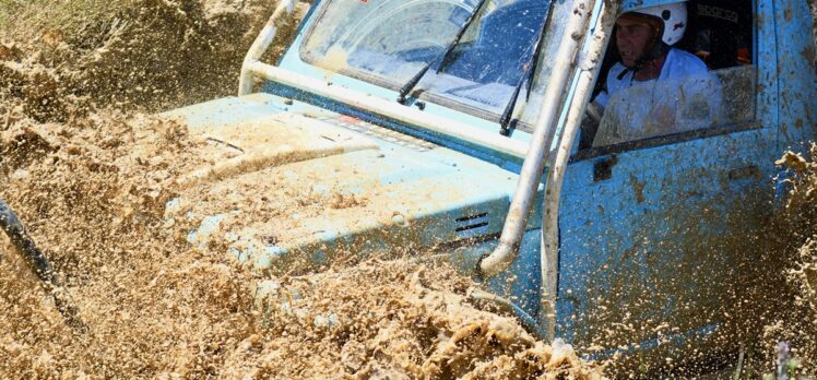 Off-road tutkunları Kocaeli'de festivalde buluştu