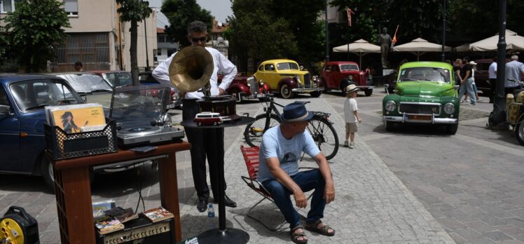 Prizren'de klasik otomobil festivali düzenlendi