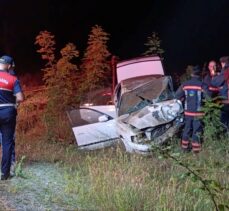 Sakarya'da devrilen otomobildeki 1 kişi öldü, 1 kişi yaralandı