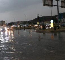 Samsun'da sağanak ve dolu etkili oldu