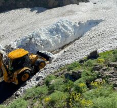 Şırnak'ta yaylalarda kar temizleme çalışması yapıldı