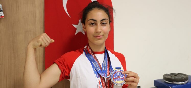 Sümeyra'nın hedefi, “erkek sporu diyenlere inat” dünya şampiyonluğu