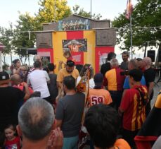 Tekirdağ'da Taraftar Çeşmesi, Galatasaray'ın renklerine boyandı