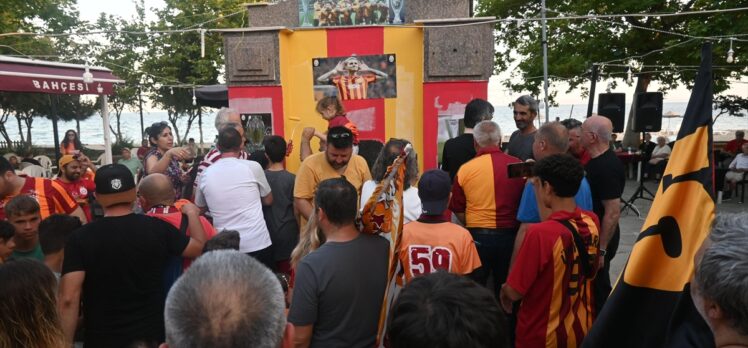 Tekirdağ'da Taraftar Çeşmesi, Galatasaray'ın renklerine boyandı