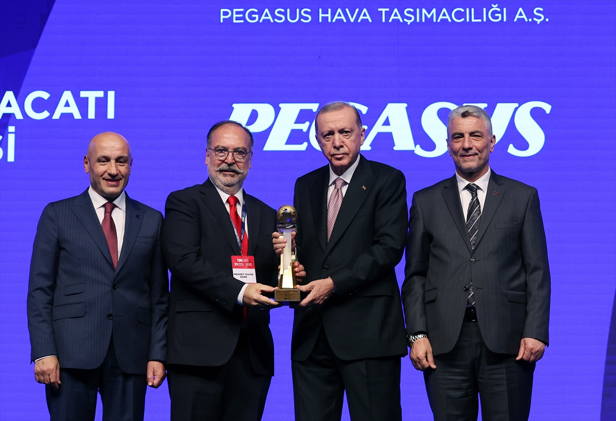 Cumhurbaşkanı Erdoğan, TİM 31. Olağan Genel Kurulu ve İhracatın Şampiyonları Ödül Töreni'nde konuştu: (2)