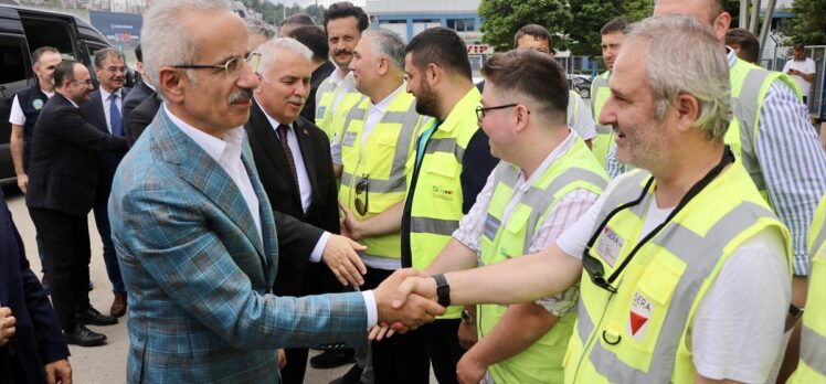 Ulaştırma ve Altyapı Bakanı Abdulkadir Uraloğlu, Trabzon'da konuştu: