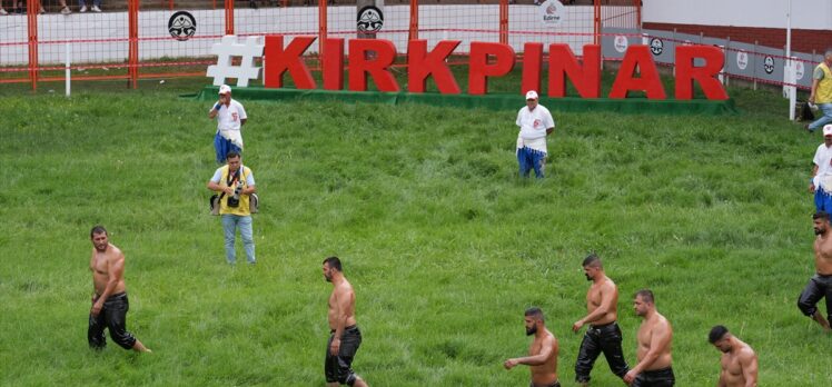 663. Tarihi Kırkpınar Yağlı Güreşleri, ön eleme müsabakalarıyla başladı