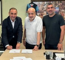 Adana Demirspor, teknik direktörlüğe Michail Valkanis'i getirdi