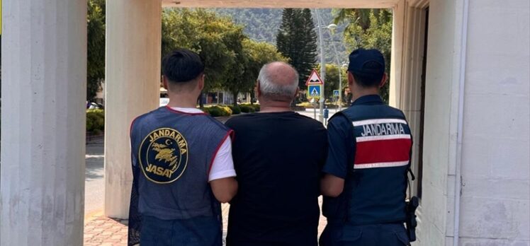 Antalya'da biri Interpol tarafından aranan 39 kişi yakalandı