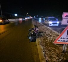 Antalya'da otomobille çarpışan motosikletin sürücüsü öldü