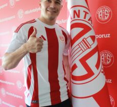 Antalyaspor, Paraguaylı forvet Samudio'yu transfer etti