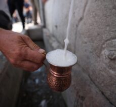 Atatürk'ün Düzce'ye gelişinin 90. yıl dönümünde köy çeşmesinden ayran akıtıldı