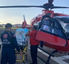 Bingöl'de ambulans helikopter bir günlük bebek için havalandı