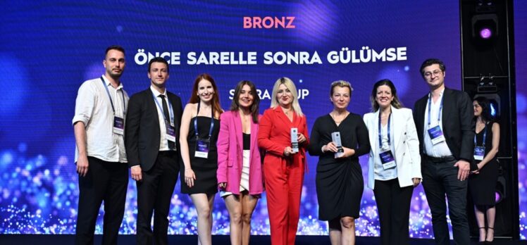 Brandverse Awards'tan Tadelle ve Sarelle'ye ödül